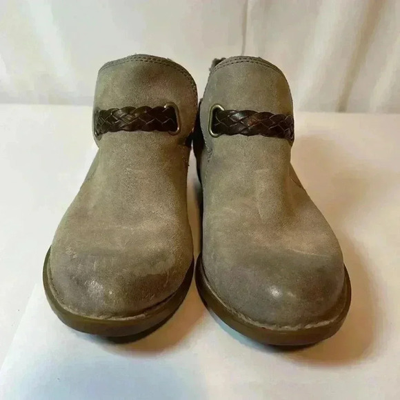 BORN Womens Sylvia Ankle Bootie Tan Leather Brown Braid Accent Back Zip Size 7.5 - Picture 2 of 11